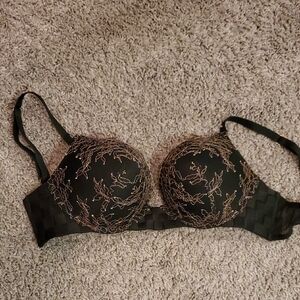 Victoria's Secret Bombshell Black and Gold Embroidered Bra